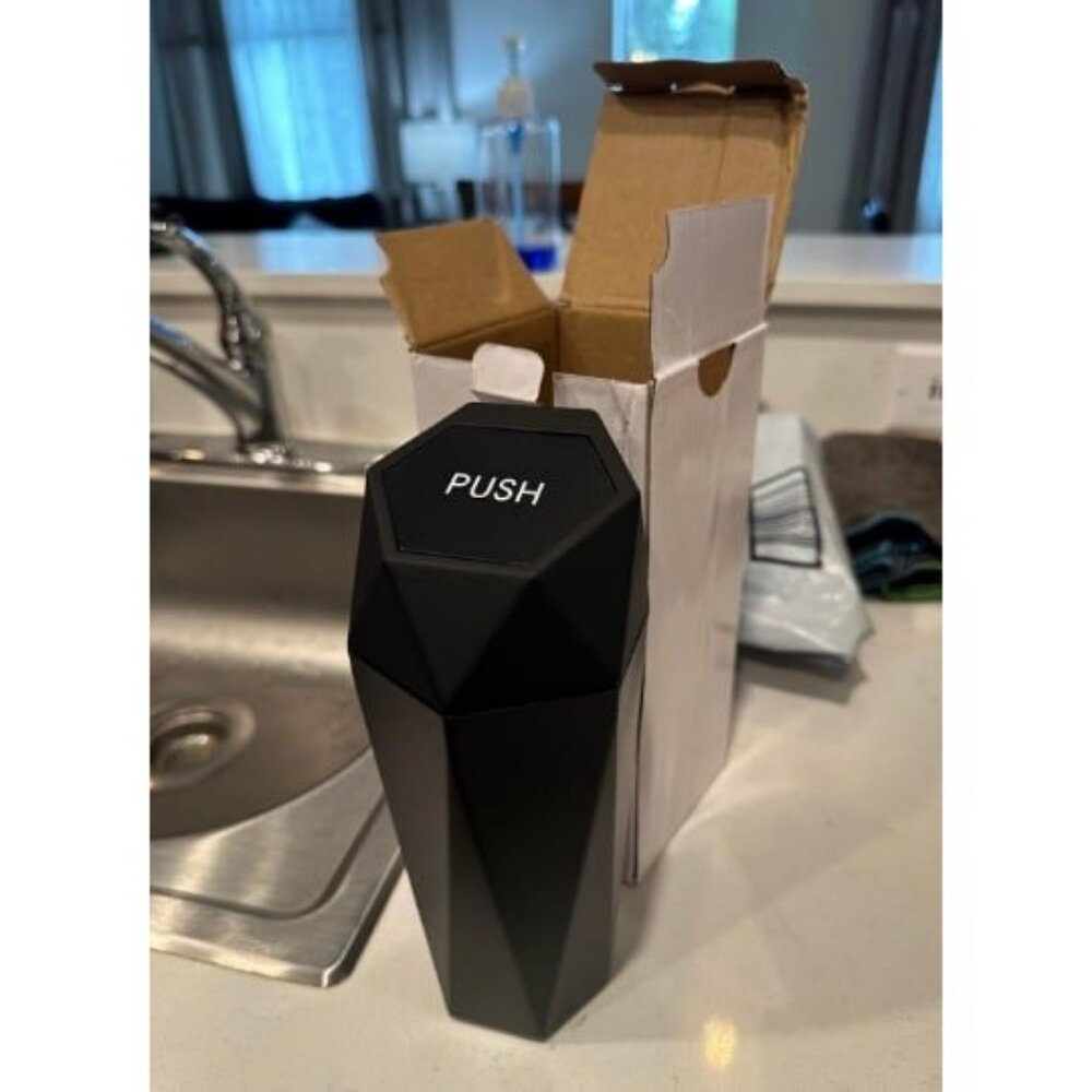 Car Trash Can with Lid, Diamond Design Small Automatic Portable Trash Can